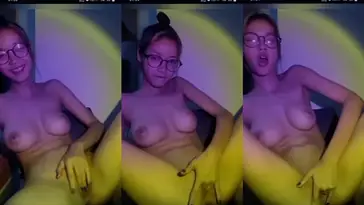 Bokep Live Panya Live Colmek Enak Show Room