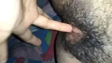 Cewek Super Cantik Ngeseks Sampai Basah